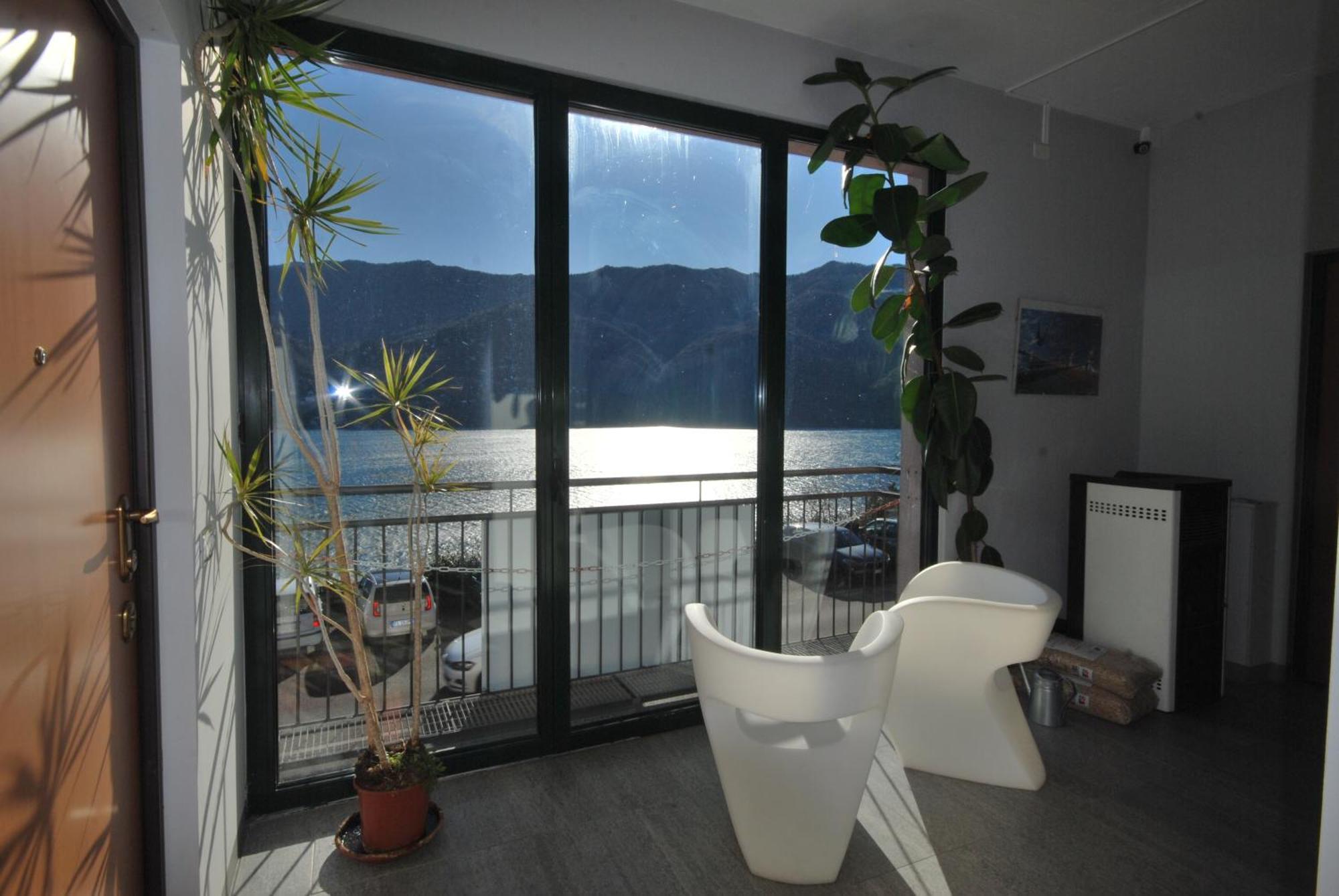 Apartmán Andrea Olga House Laglio Exteriér fotografie